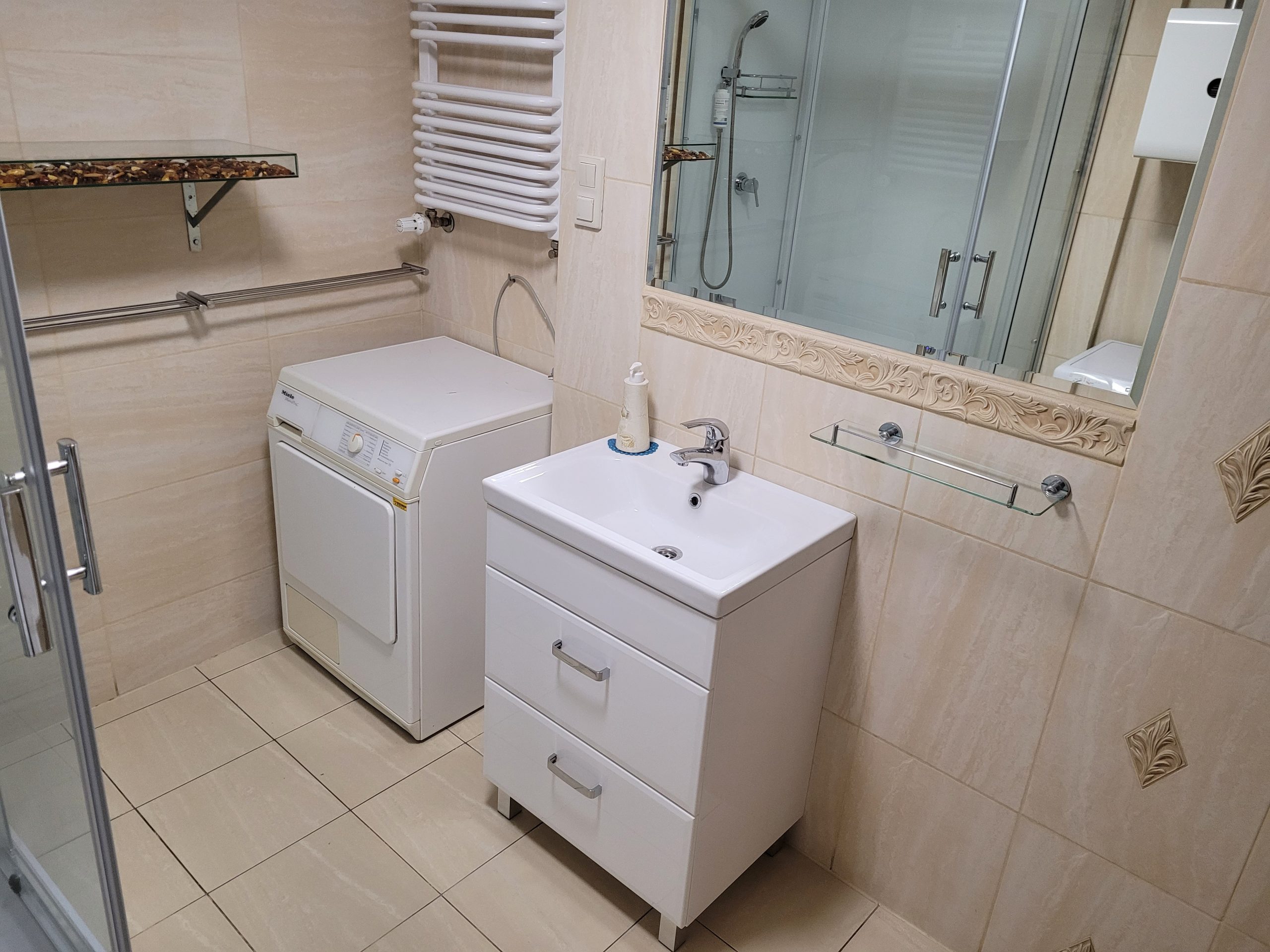 Apartament Duży — łazienka